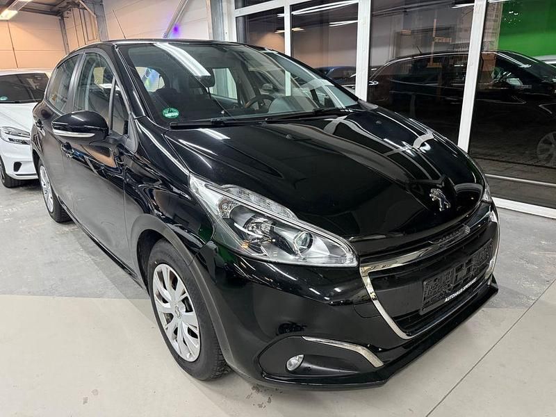 Schwarz Gebraucht 2018 Peugeot 208 Active Kleinwagen | 8.300 € (Fairer Preis) - Bild 1/4