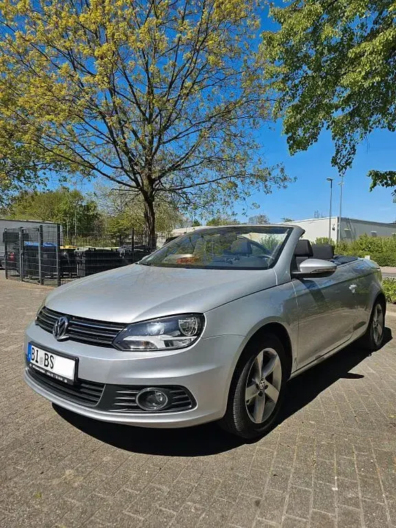 Brugt VW Eos 122 HK (89 kW) 2012 Sølv Cabriolet