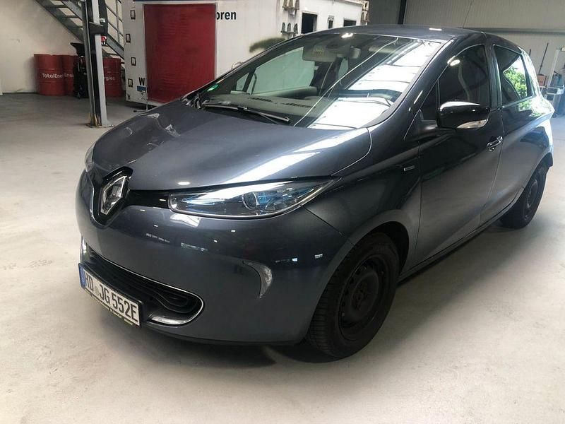 Grau Gebraucht 2018 Renault Zoe Intens Kleinwagen | 6.888 € (Etwas zu teuer) - Bild 1/4