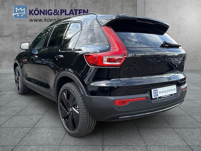 Gebraucht Volvo XC40 Plus 163 PS (119 kW) 2025 Schwarz SUV