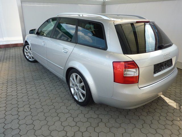 Gebraucht Audi A4 101 PS (74 kW) 2004 Silber metallic Kombi
