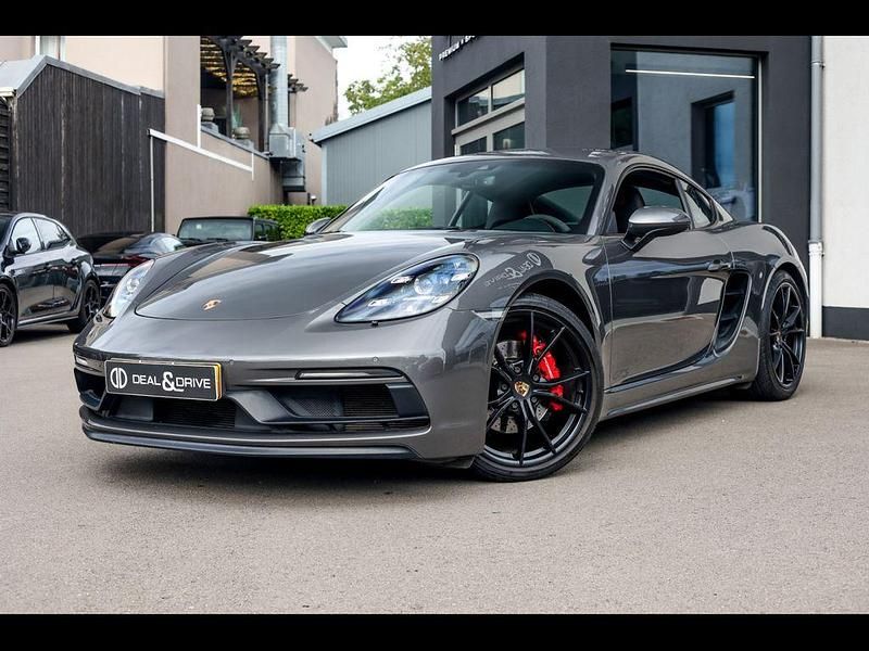 Grau Gebraucht 2018 Porsche 718 Cayman Coupé | 72.990 € (Etwas zu teuer) - Bild 1/4