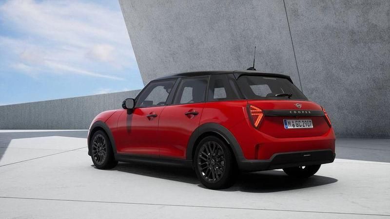 Gebraucht Mini Cooper Classic 114 kW (156 PS) 2025 Rot Kleinwagen