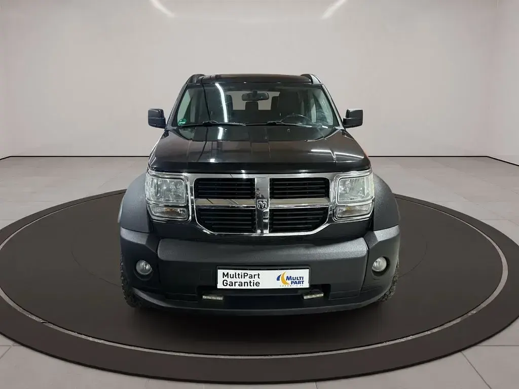 Gebraucht Dodge Nitro SXT 177 PS (130 kW) 2010 Schwarz SUV