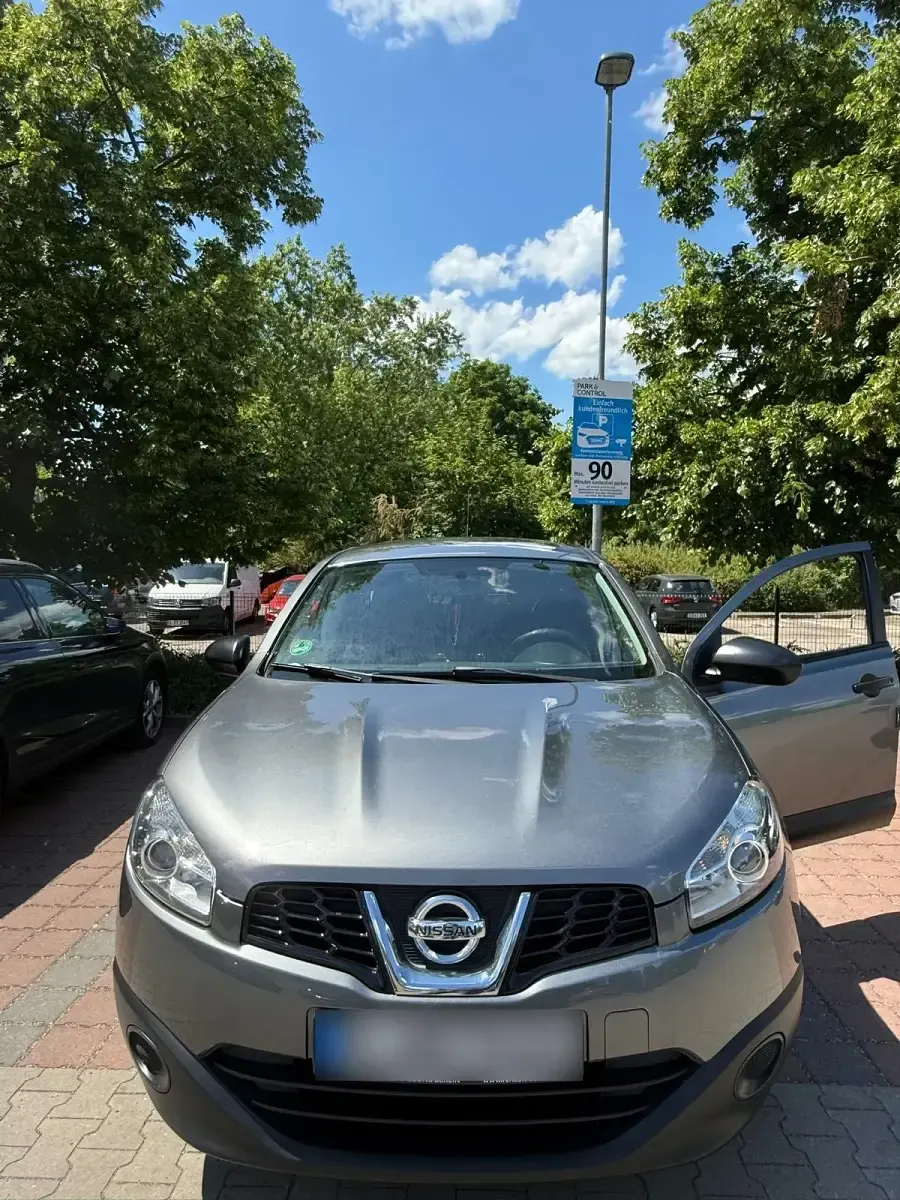 Gebraucht Nissan Qashqai +2 117 PS (86 kW) 2012 Grau SUV