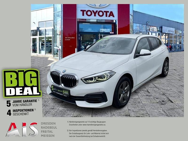 Alpinweiss iii Gebraucht 2019 BMW 118 Advantage Kleinwagen | 16.490 € (Fairer Preis) - Bild 1/3