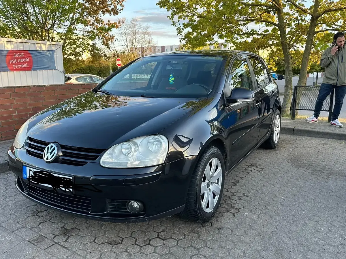 Gebraucht VW Golf V 75 PS (55 kW) 2006 Schwarz Kleinwagen