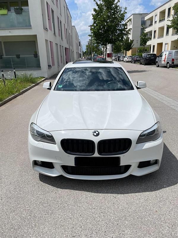 Weiß Gebraucht 2011 BMW 528 Shadowline Limousine | 14.999 € (Teuer) - Bild 1/4