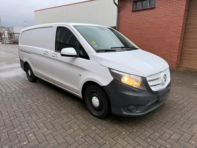 Gebraucht Mercedes Vito 116 PS (85 kW) 2014 Weiß Van