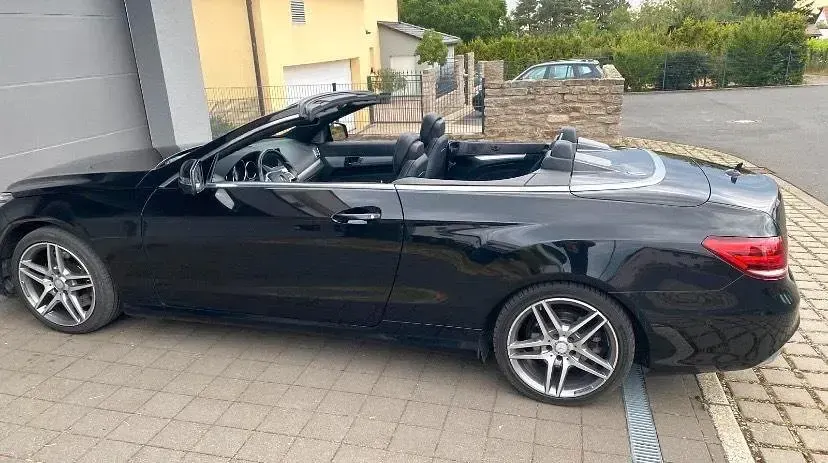 Gebraucht Mercedes E400 AMG line 333 PS (244 kW) 2016 Schwarz Cabrio