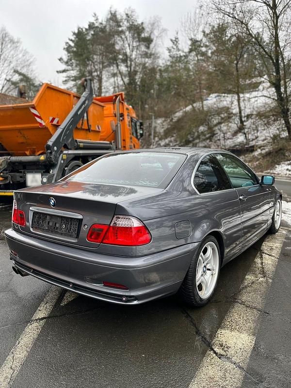 Second-hand BMW 320 150 CP (110 kW) 2000 Argintiu Coupe