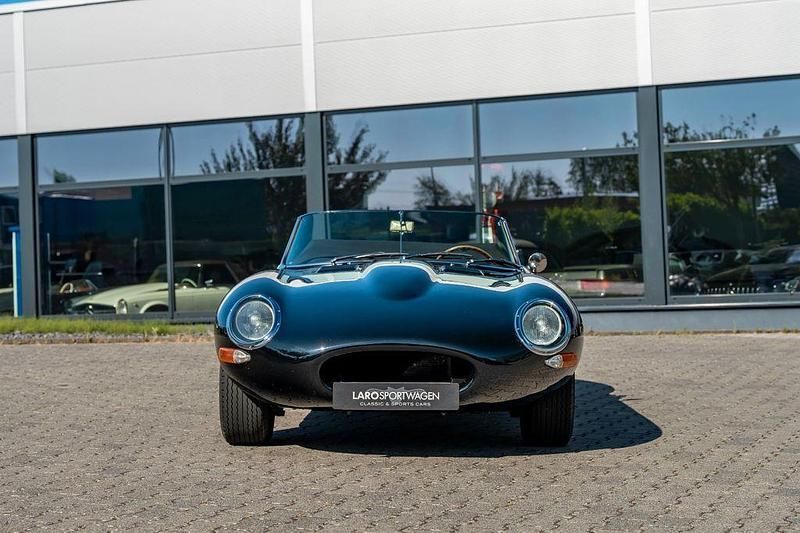 Gebraucht Jaguar E-Type 269 PS (197 kW) 1961 Schwarz Cabrio