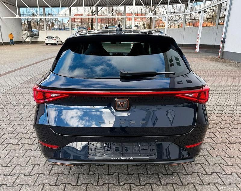 Gebraucht Cupra Leon VZ 245 PS (180 kW) 2022 Blau Limousine