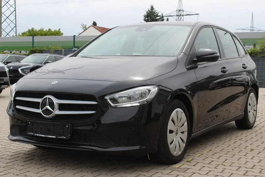 Gebraucht Mercedes B250 160 PS (117 kW) 2022 Schwarz Kleinwagen