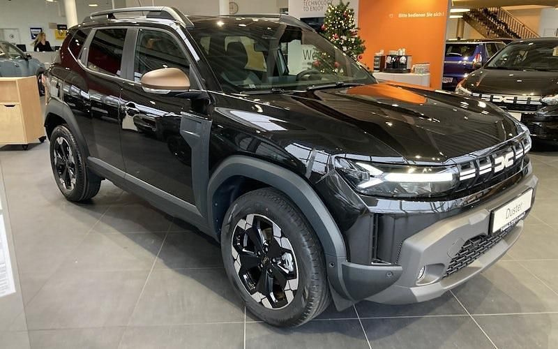 Grün Neu 2025 Dacia Duster Expression SUV | 30.050 € (Teuer) - Bild 1/4