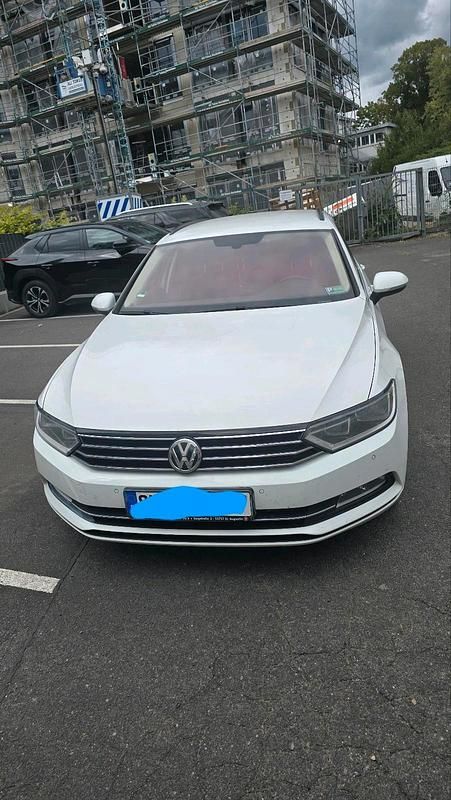 Weiß Gebraucht 2015 VW Passat Kombi | 10.000 € (Superpreis) - Bild 1/4