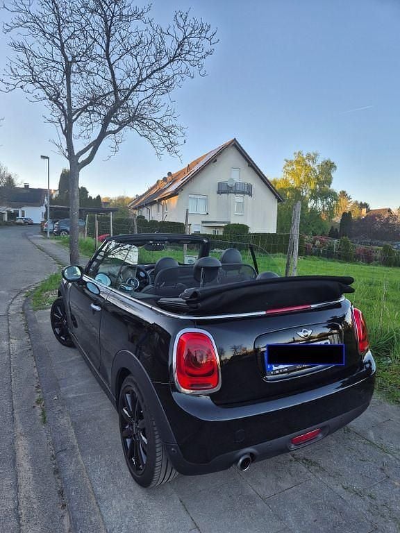 Gebraucht Mini Cooper Pepper 136 PS (100 kW) 2016 Schwarz Kleinwagen