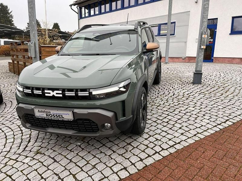 Neu Dacia Duster Extreme 141 PS (103 kW) 2025 Grün SUV
