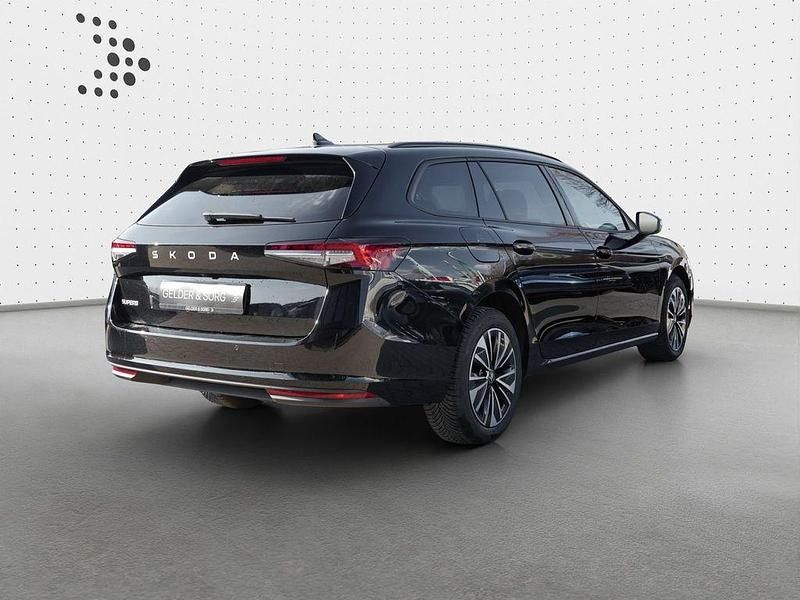 Gebraucht Skoda Superb Selection 150 PS (110 kW) 2025 Ebony schwarz metallic Kombi