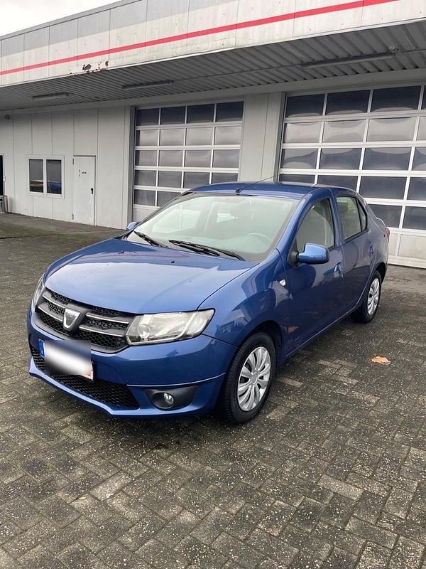 Blau Gebraucht 2014 Dacia Logan Limousine | 3.950 € - Bild 1/4