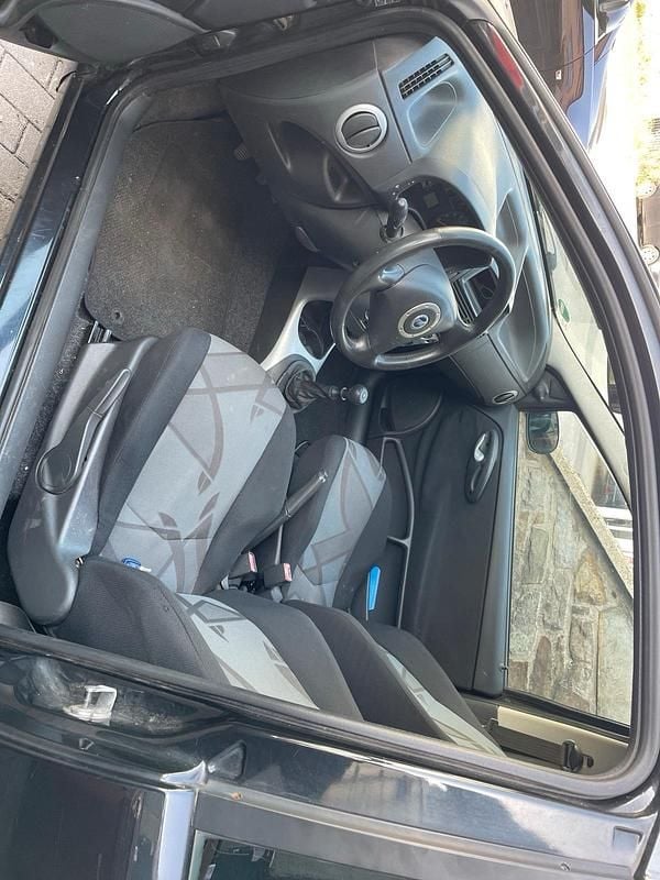 Gebraucht Fiat Punto 80 PS (58 kW) 2004 Schwarz Kleinwagen