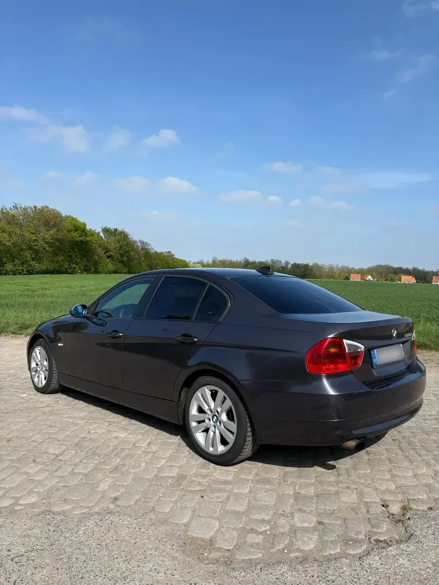 Używany BMW 320 163 KM (119 kW) 2006 Szary Sedan/Limuzyna