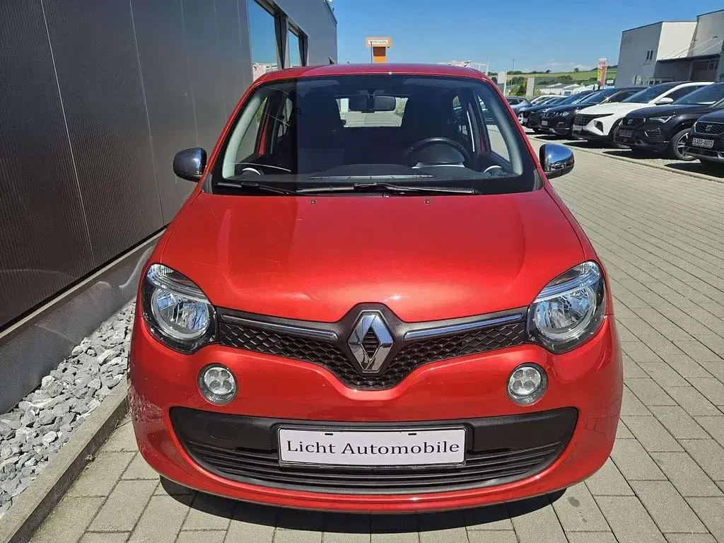 Gebraucht Renault Twingo Life 69 PS (50 kW) 2018 Feuerrot Kleinwagen