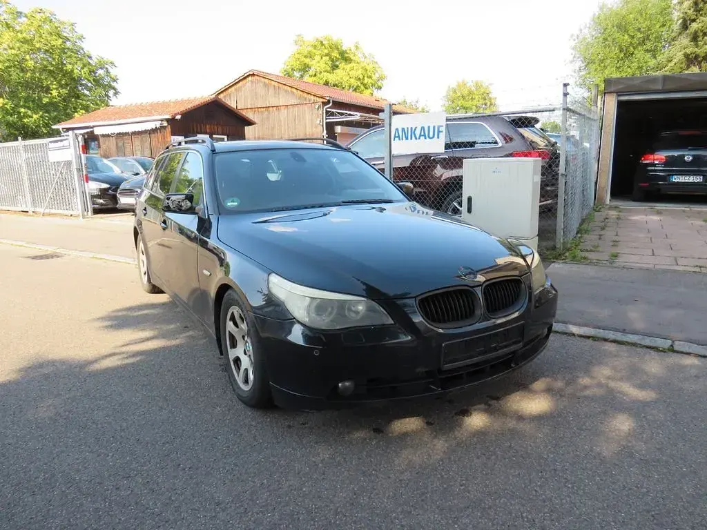 Gebraucht BMW 525 192 PS (141 kW) 2004 Kombi