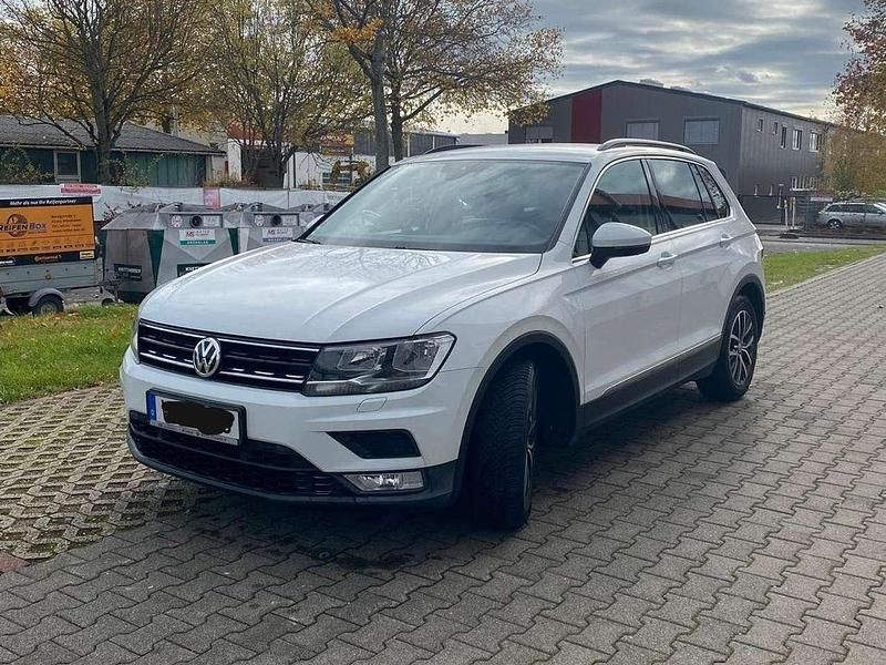 Weiß Gebraucht 2016 VW Tiguan Allspace Trendline SUV | 15.000 € (Etwas zu teuer) - Bild 1/4