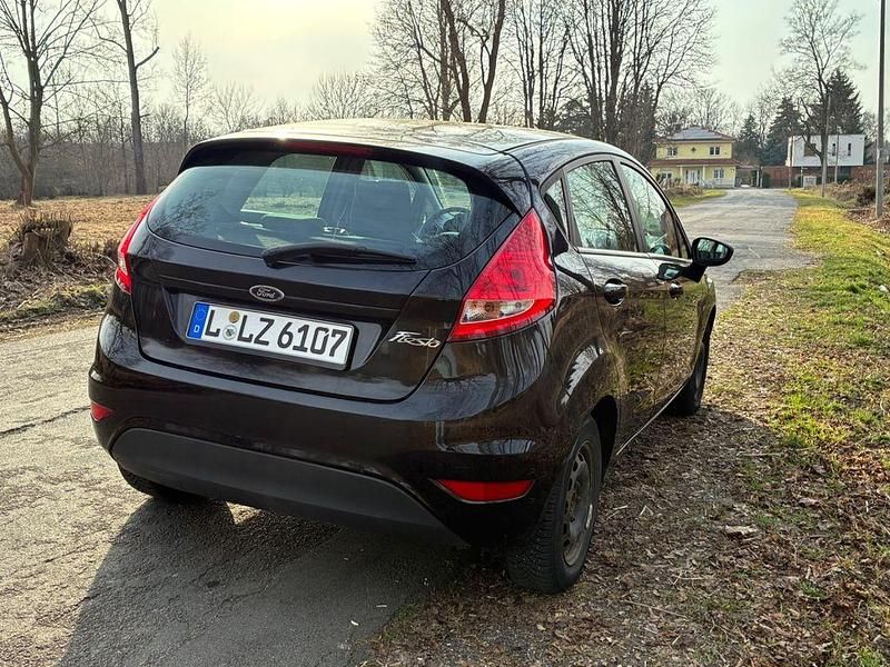 Gebraucht Ford Fiesta Trend 60 PS (44 kW) 2008 Schwarz Kleinwagen