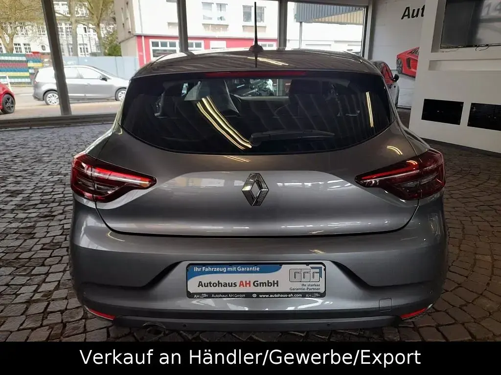 Gebraucht Renault Clio 91 PS (66 kW) 2023 Grau Kleinwagen