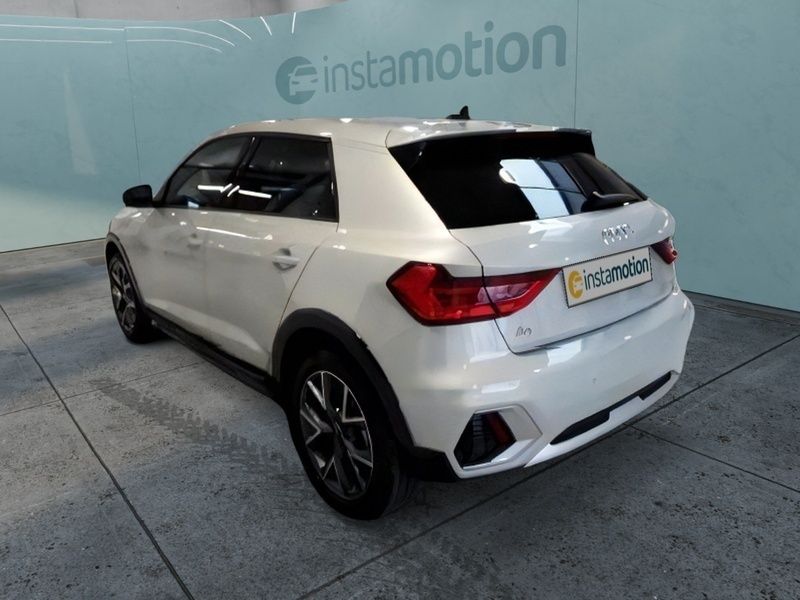 Gebraucht Audi A1 110 PS (80 kW) 2024 Silber Kleinwagen