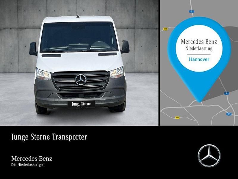 Weiß Gebraucht 2020 Mercedes Sprinter Van | 23.788 € (Fairer Preis) - Bild 1/4