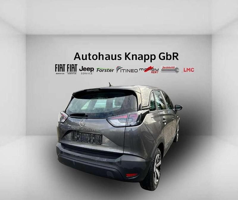 Gebraucht Opel Crossland X 83 PS (61 kW) 2022 Mondstein grau/e:vulkan grau SUV
