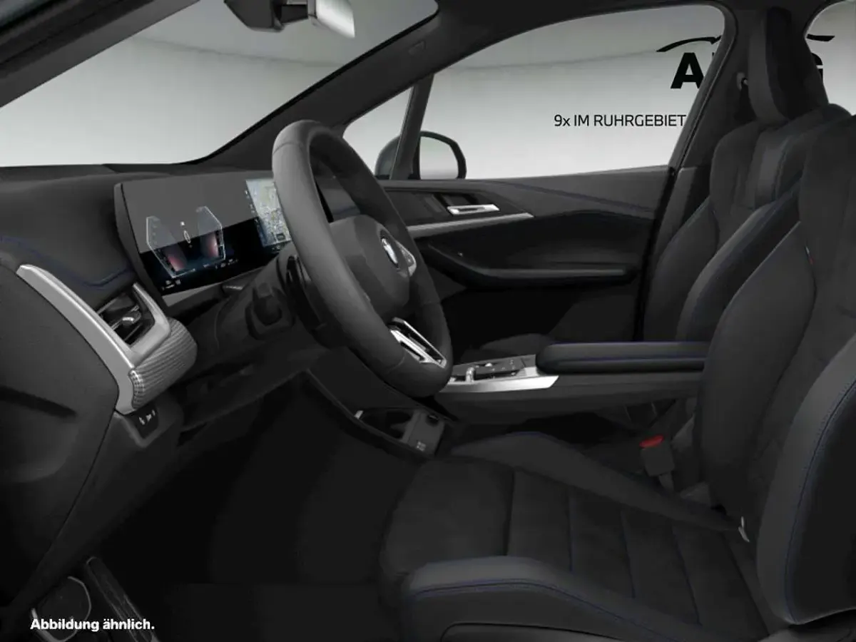 Gebraucht BMW 223 Active Tourer Efficient Dynamics 211 PS (155 kW) 2023 Skyscraper grau Van / Kleinbus