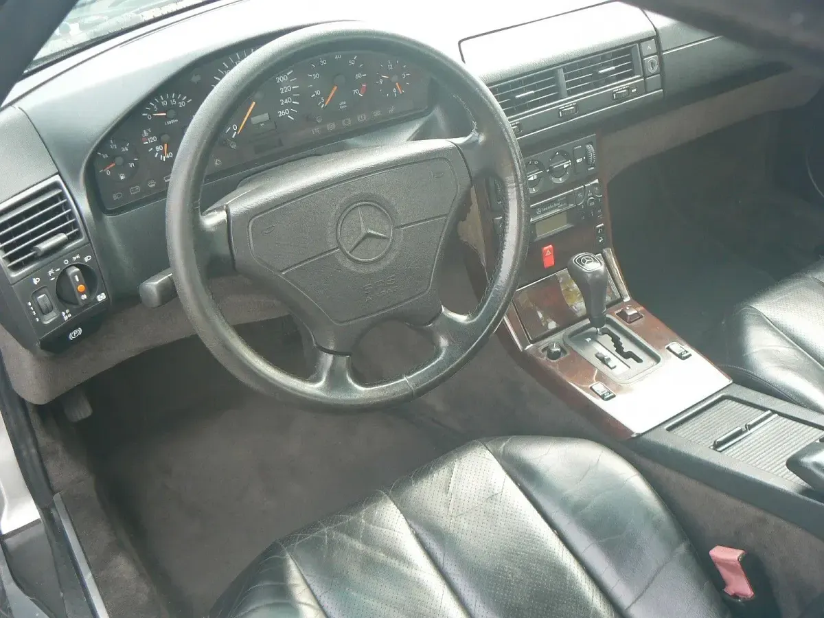 Gebraucht Mercedes SL280 193 PS (141 kW) 1995 Silber Cabrio
