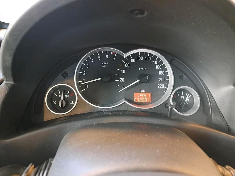 Gebraucht Opel Tigra 90 PS (66 kW) 2005 Silber Cabrio