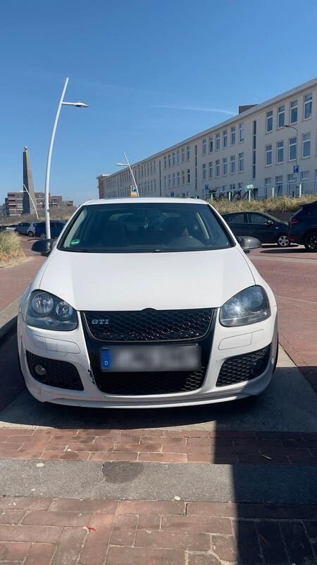 Weiß Gebraucht 2007 VW Golf V GT Kleinwagen | 3.200 € (Fairer Preis) - Bild 1/4