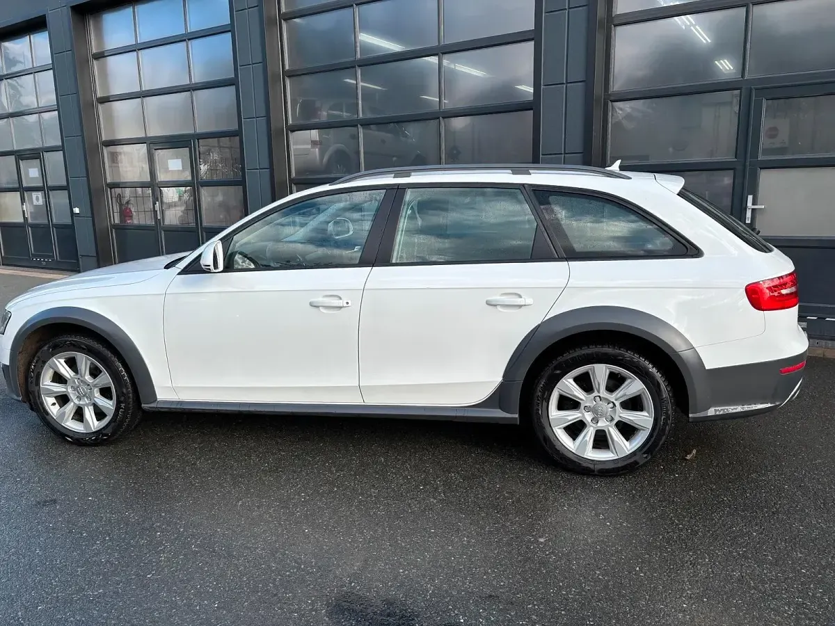 Gebraucht Audi A4 Allroad 190 PS (139 kW) 2015 Weiß Kombi