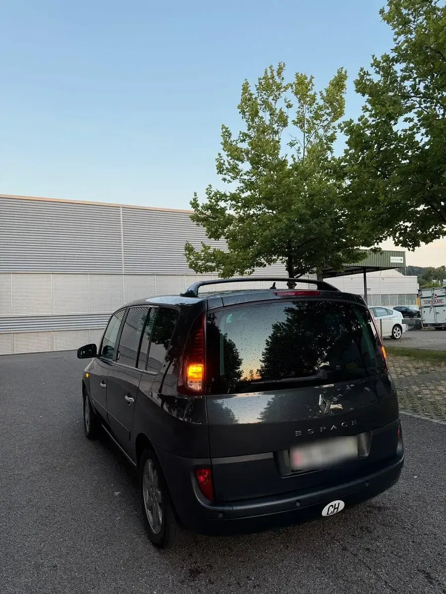 Gebraucht Renault Espace 150 PS (110 kW) 2014 Grau Van / Kleinbus