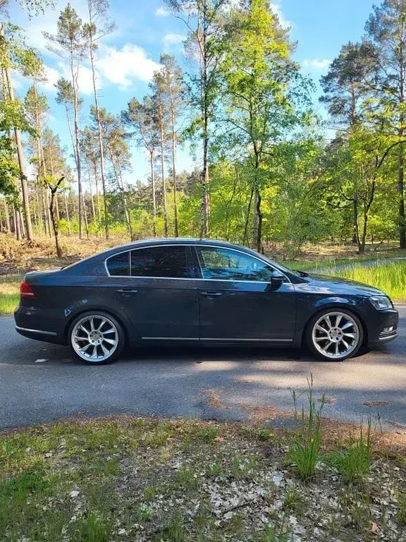 Gebraucht VW Passat Comfortline 122 PS (89 kW) 2011 Beige Limousine