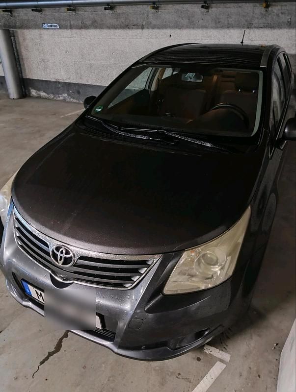Schwarz Gebraucht 2010 Toyota Avensis Kombi | 3.000 € (Guter Preis) - Bild 1/2