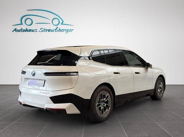 Gebraucht BMW iX Sport Line 384 kW (523 PS) 2023 Weiß SUV