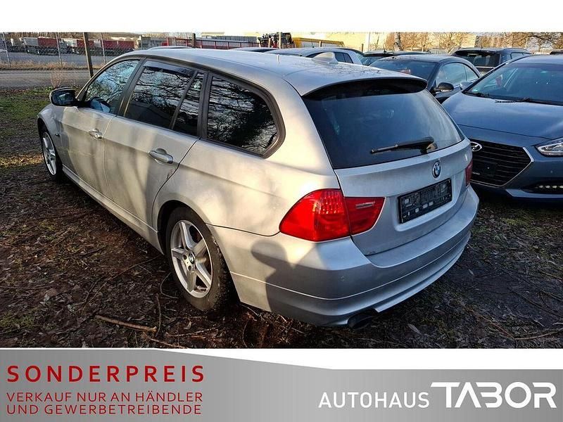 Second-hand BMW 320 184 CP (135 kW) 2010 Argintiu Break