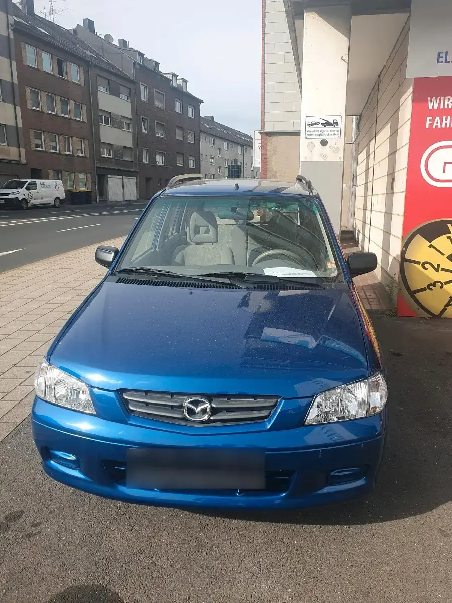 Gebraucht Mazda Demio 64 PS (47 kW) 2000 Blau Kleinwagen