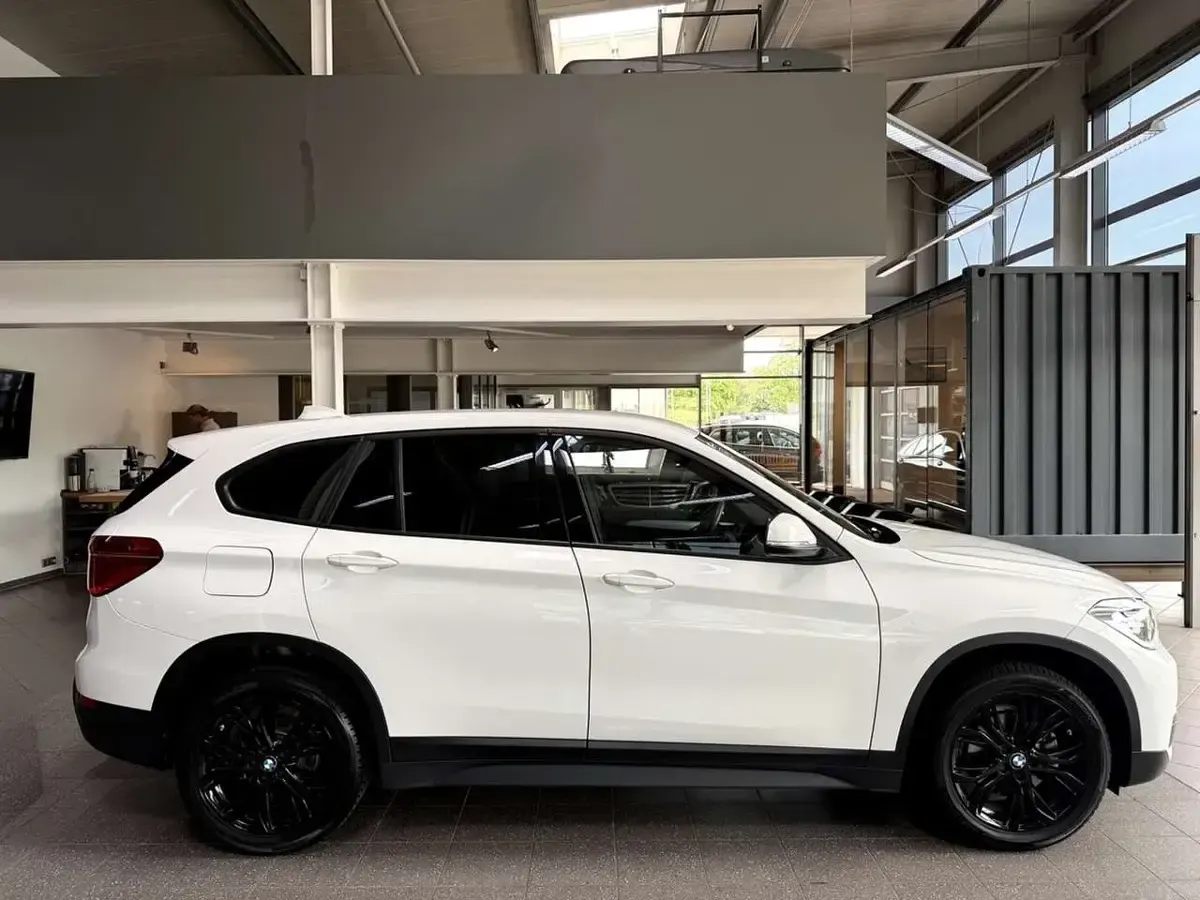Gebraucht BMW X1 Advantage 140 PS (102 kW) 2019 Alpinweiss iii SUV