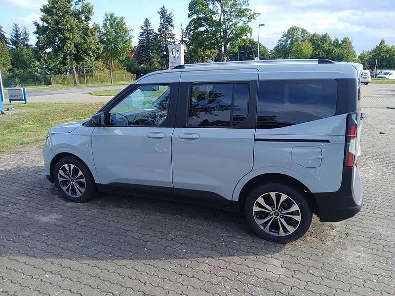 Gebraucht Ford Tourneo Courier Titanium 125 PS (91 kW) 2024 Grau Van / Kleinbus