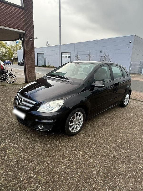 Usata Mercedes B150 95 CV (69 kW) 2009 Nero Monovolume