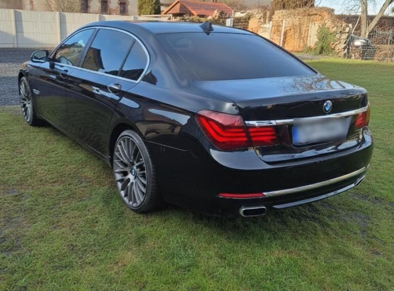 Gebraucht BMW 750L Performance 385 PS (283 kW) 2014 Limousine