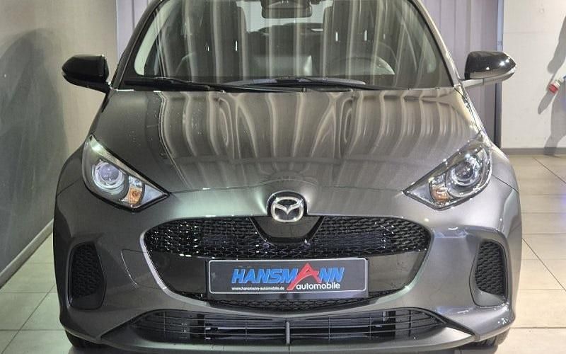 Neu Mazda 2 Center-Line 116 PS (85 kW) 2025 Lead grey Kleinwagen